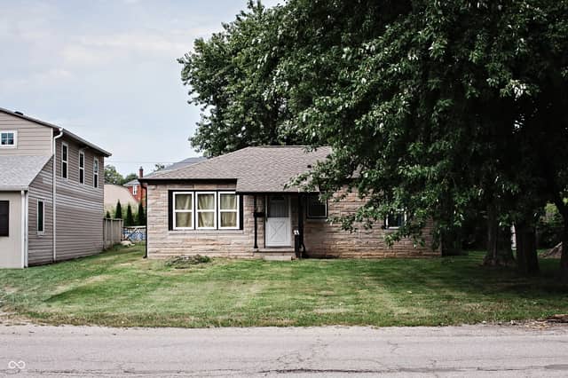2822 Walker Avenue, Indianapolis, IN 46203, photo 2 of 20