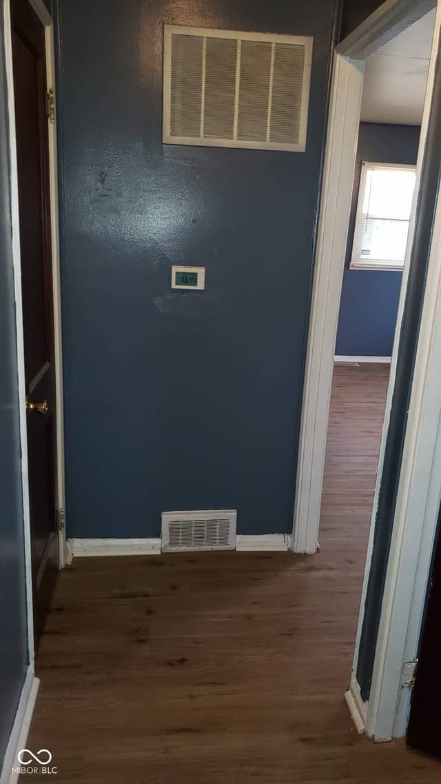 2329 N Moreland Avenue, Indianapolis, IN 46222, photo 5 of 11