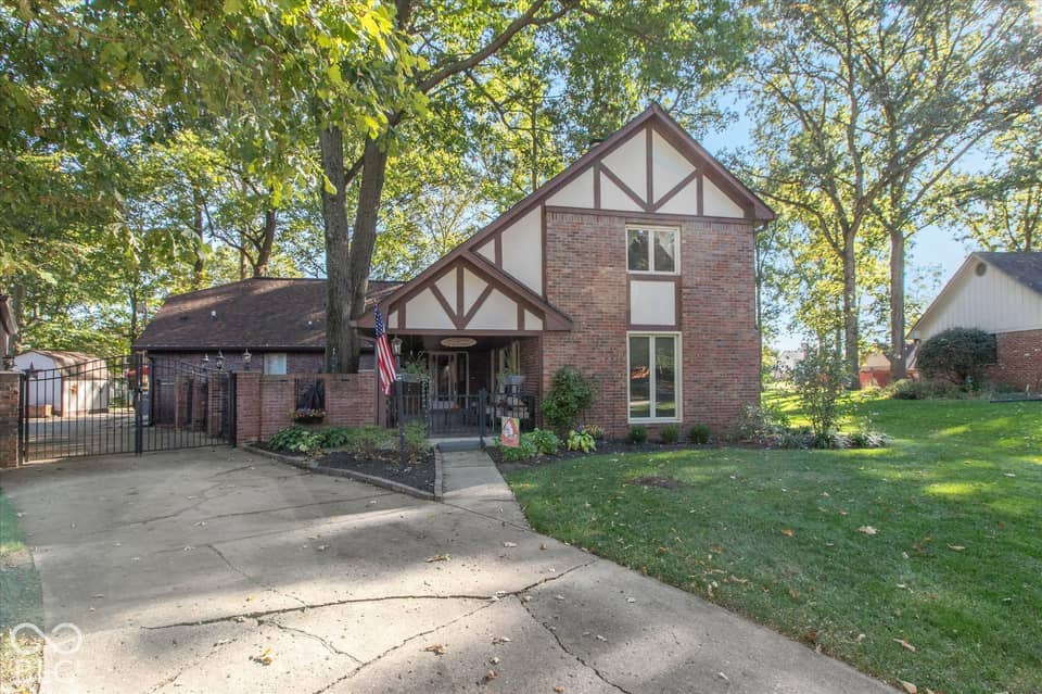 25 Fairlane Drive, Brownsburg, IN 46112, photo 1 of 34