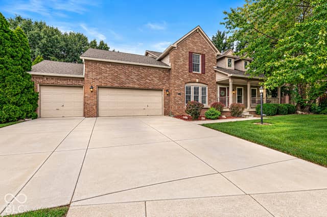 8340 Harrison Parkway, Fishers, IN 46038, photo 5 of 39