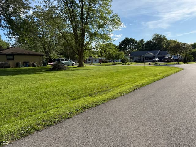 8191-8193 N Maple Drive, Mooresville, IN 46158, photo 5 of 11