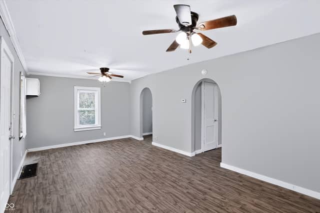 2102 S Biltmore, Muncie, IN 47302, photo 5 of 15