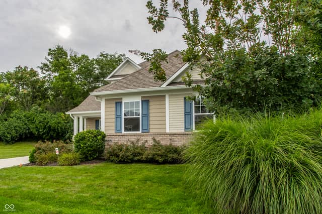 9235 Crystal River, Indianapolis, IN 46240, photo 5 of 23