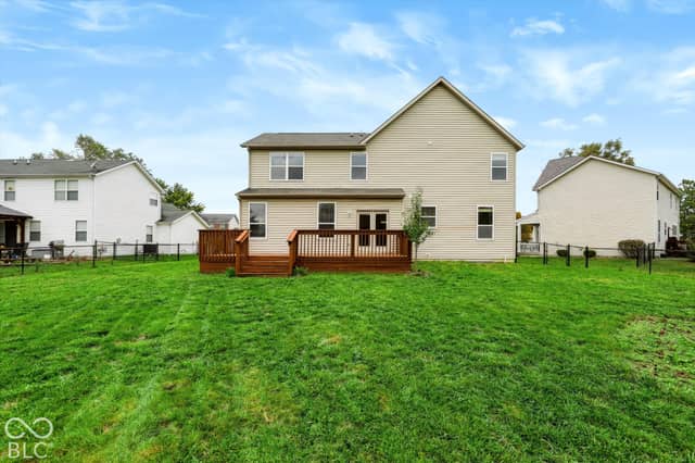 5413 Gainesway Drive, Greenwood, IN 46142, photo 3 of 66
