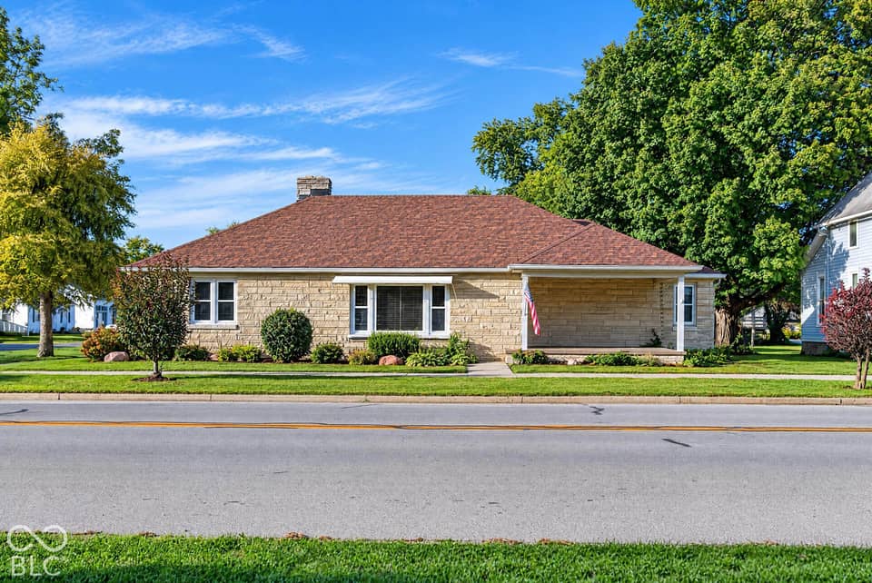 124 W Main Street, Ladoga, IN 47954, photo 1 of 36
