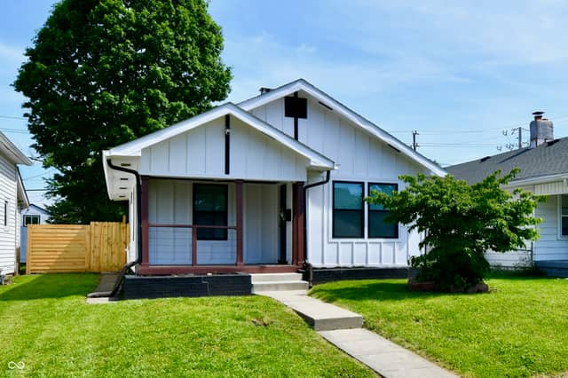 1550 Hoefgen Street, Indianapolis, IN 46203, photo 3 of 28