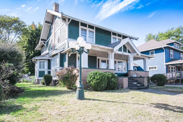 718 S Walnut Street, Seymour, IN 47274, photo 4 of 39