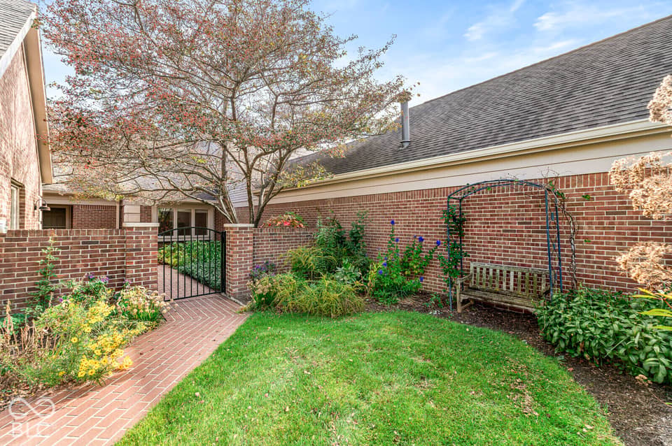 214 Olde Mill Cove, Indianapolis