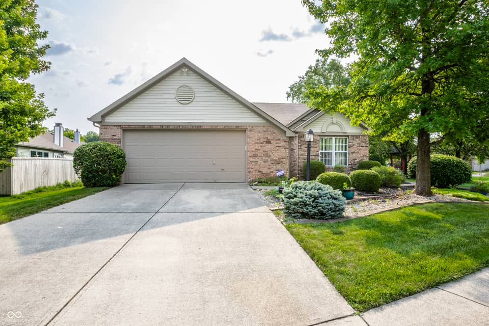 5817 Common Circle, Indianapolis, IN 46220, photo 1 of 38