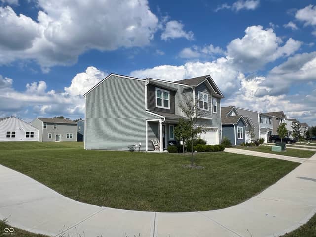 11606 Melnick Lane, Indianapolis, IN 46235, photo 4 of 26
