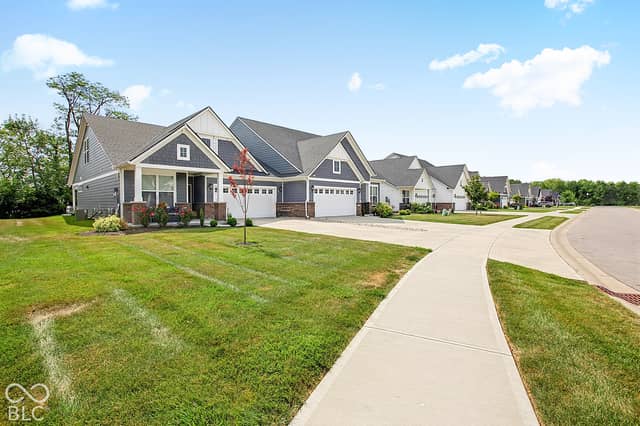 825 Stone Trace, Avon, IN 46123, photo 4 of 49
