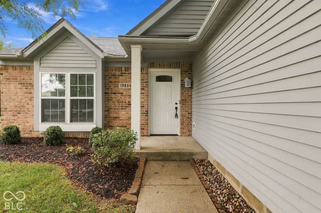 17935 Grassy Knoll Drive, Westfield, IN 46074, photo 4 of 34