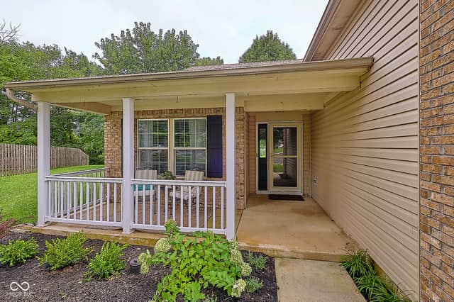 1563 Dale Court, Greenfield, IN 46140, photo 5 of 34