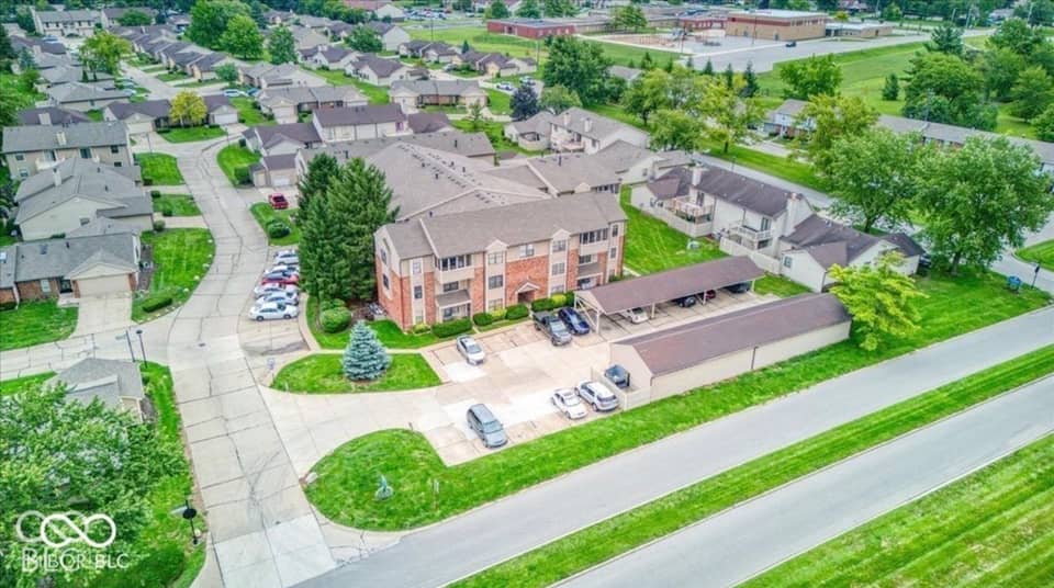 1763 Wellesley #1i, Indianapolis, IN 46219, photo 1 of 28