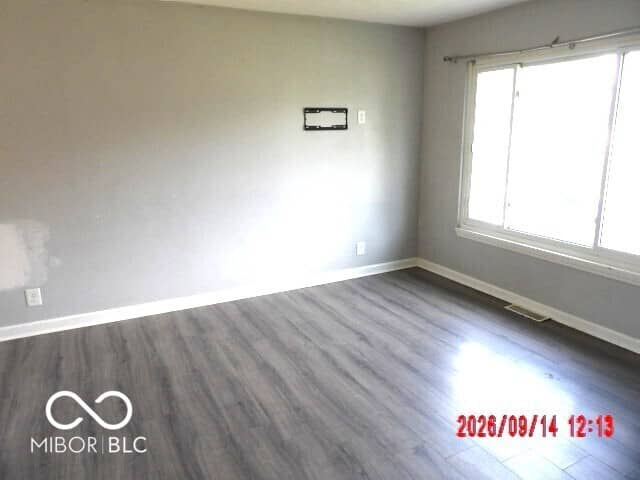 585 Northgate Drive, Greenwood, IN 46143, photo 4 of 14