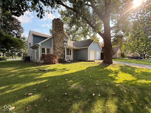9102 Fireside, Indianapolis, IN 46250, photo 3 of 31