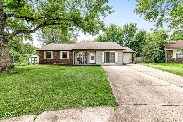 10531 Mohave Court, Indianapolis, IN 46235, photo 3 of 36