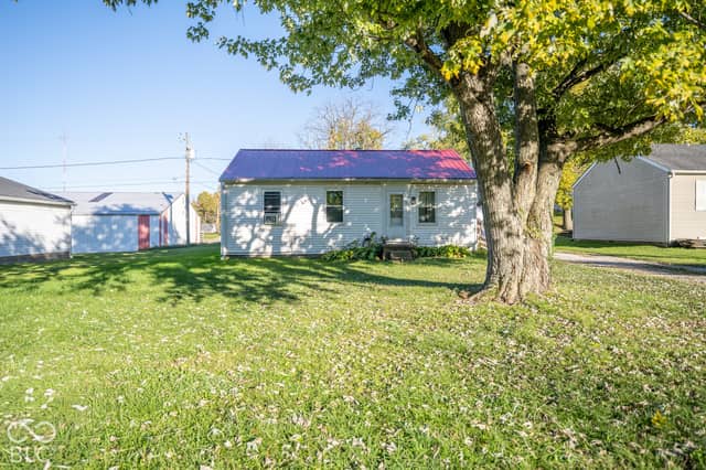 807 N Madison Street, Greencastle, IN 46135, photo 5 of 29