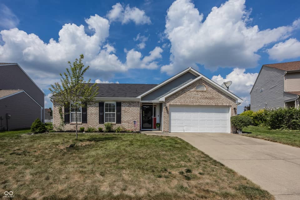7934 Painted Pony Drive, Indianapolis, IN 46217, photo 1 of 31