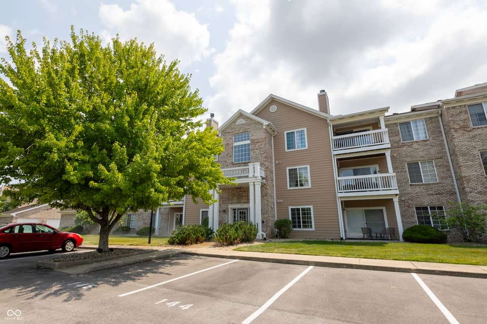 4933 Opal Ridge Lane Lane #208, Indianapolis, IN 46237, photo 1 of 13