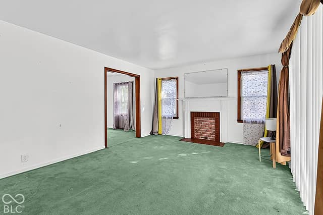 3609 N Lesley Avenue, Indianapolis, IN 46218, photo 3 of 33
