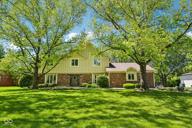 407 Oxford Drive, Noblesville, IN 46062, photo 2 of 23