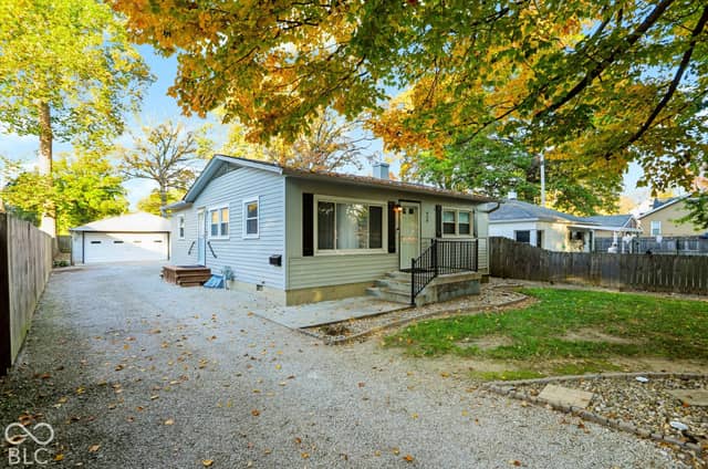 950 N Routiers Avenue, Indianapolis, IN 46219, photo 3 of 43
