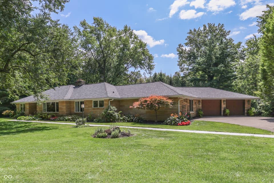 39 Highland Manor Court N, Indianapolis