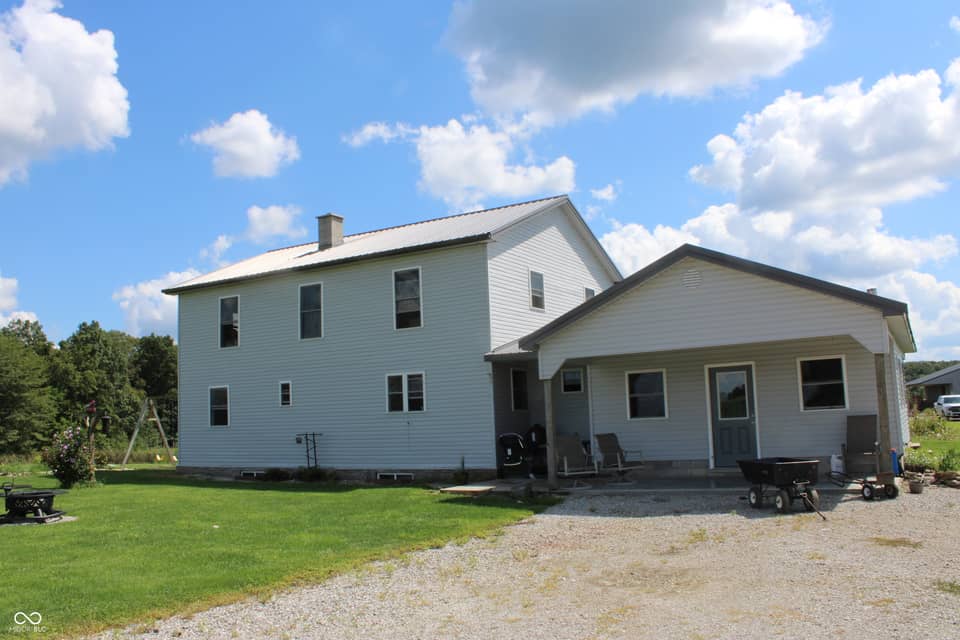 6905 E County Road 1100 N, Butlerville
