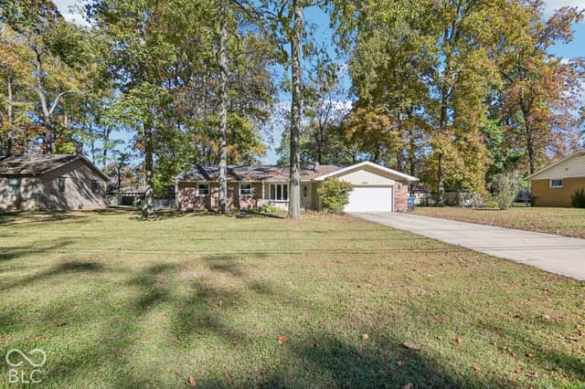 8208 W Lone Beech Drive, Muncie, IN 47304, photo 3 of 42