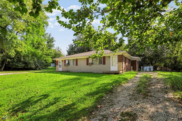 1612 N Willis Drive, Bloomington, IN 47404, photo 3 of 44