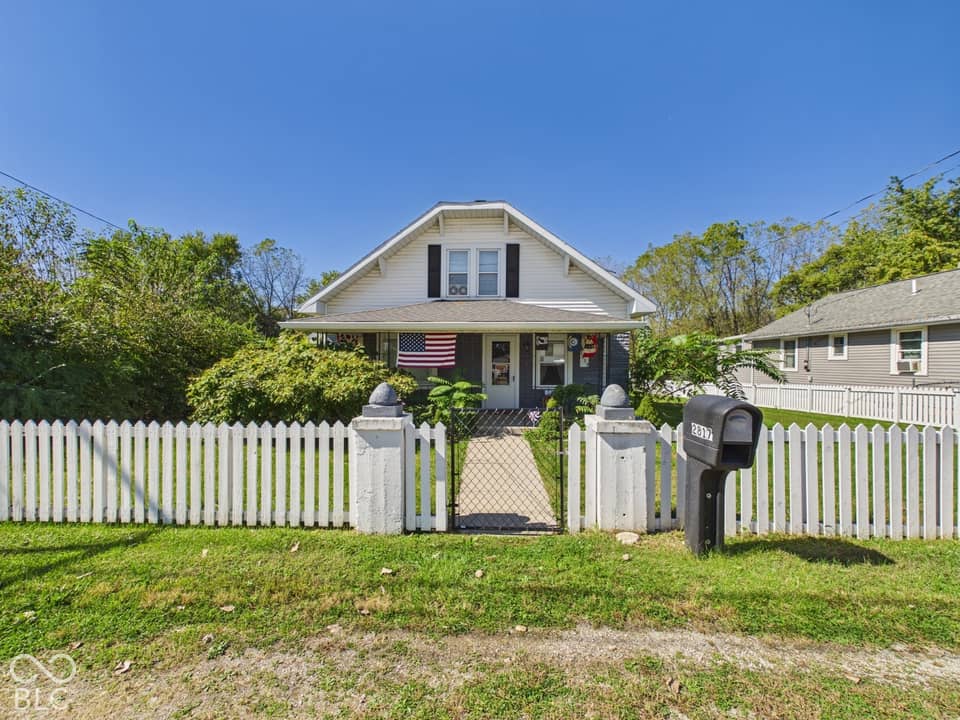 2817 S Liberty Street, Muncie, IN 47302, photo 1 of 32