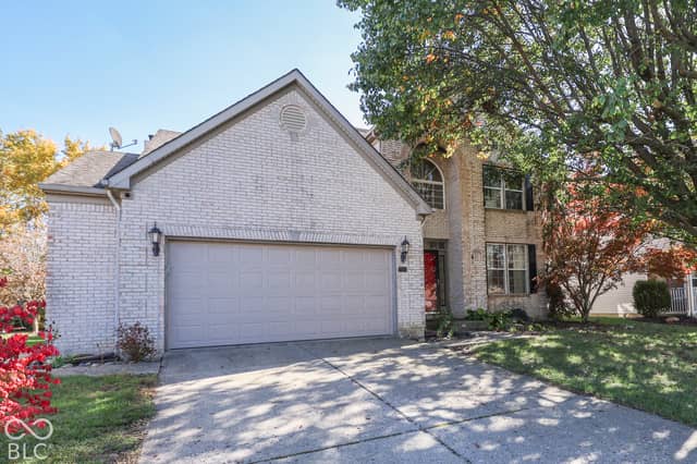 7221 Sycamore Run Drive, Indianapolis, IN 46237, photo 2 of 71