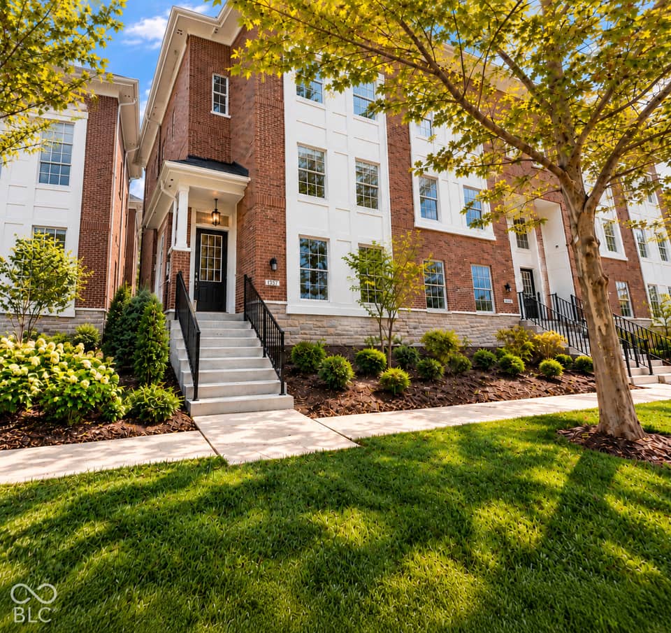 5744 Birtz Road, Indianapolis, IN 46216, photo 1 of 16