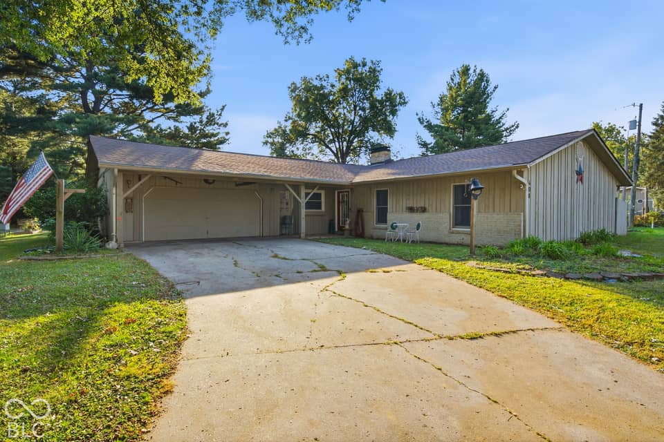 408 Greenacres Drive, Crawfordsville, IN 47933, photo 1 of 43