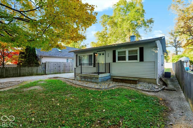 950 N Routiers Avenue, Indianapolis, IN 46219, photo 2 of 43