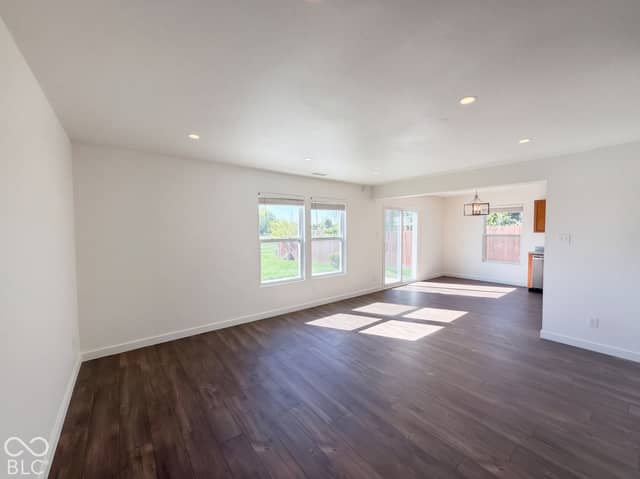 8723 Hosta Way, Camby, IN 46113, photo 4 of 28