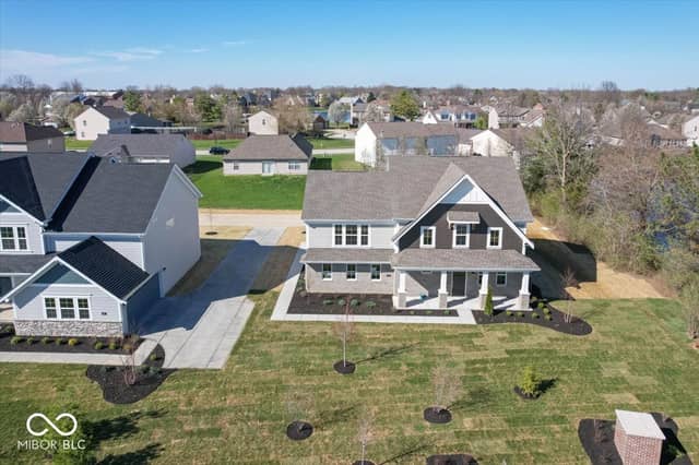 934 Apryl Drive, Greenwood, IN 46143, photo 5 of 41