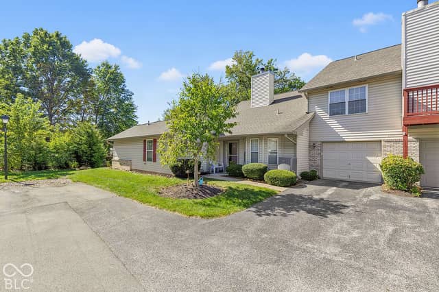 6047 Wildcat Drive, Indianapolis, IN 46203, photo 3 of 37