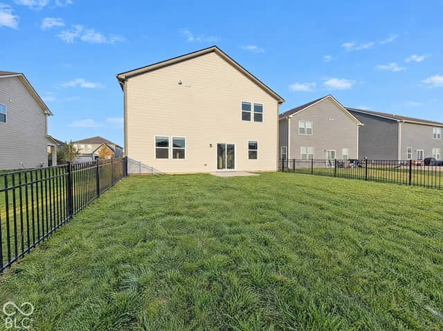 2282 S Bingham Place, New Palestine, IN 46163, photo 5 of 22