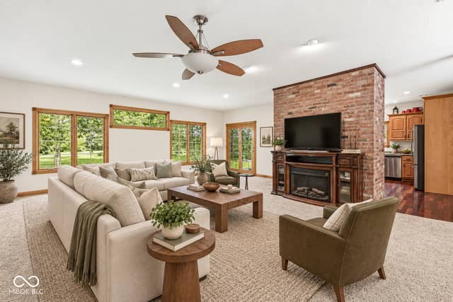 5599 N Brandywine Road, Shelbyville, IN 46176, photo 5 of 45