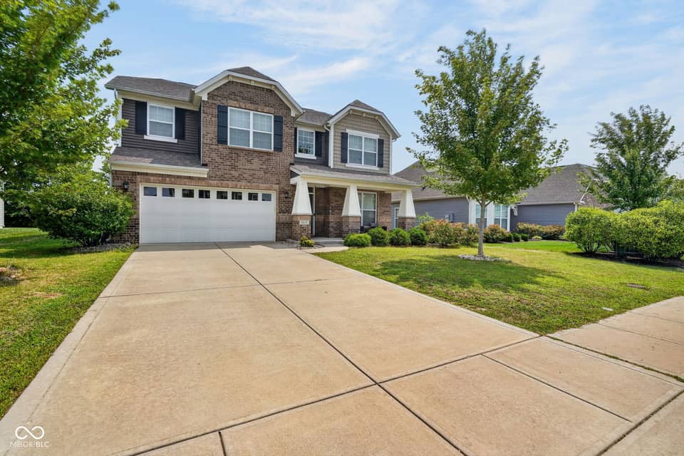 8819 Castleblaney Drive, Brownsburg