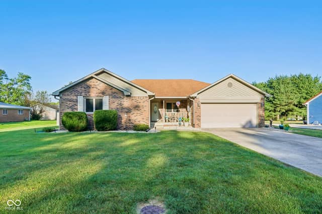 174 Justin Drive, Mooresville, IN 46158, photo 3 of 40