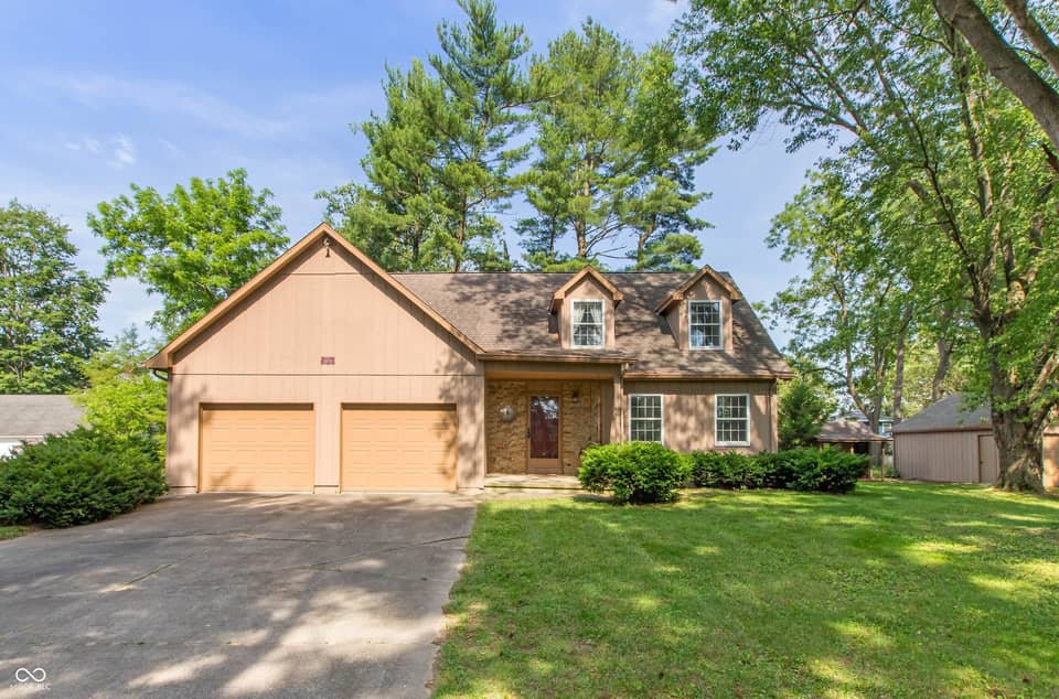 1221 S Poplar Street, Seymour