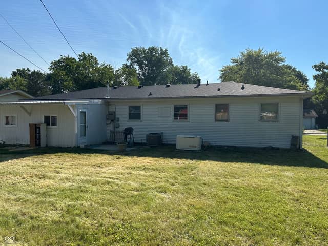 4413 Brenda Drive, Anderson, IN 46013, photo 2 of 3
