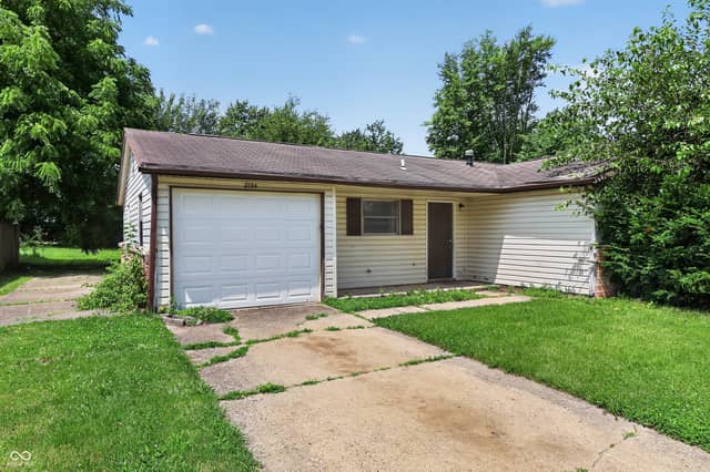 2154 Fairhaven Drive, Indianapolis, IN 46229, photo 3 of 15