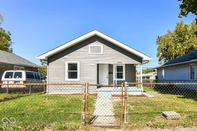 3948 Hoyt Avenue, Indianapolis, IN 46203, photo 2 of 27