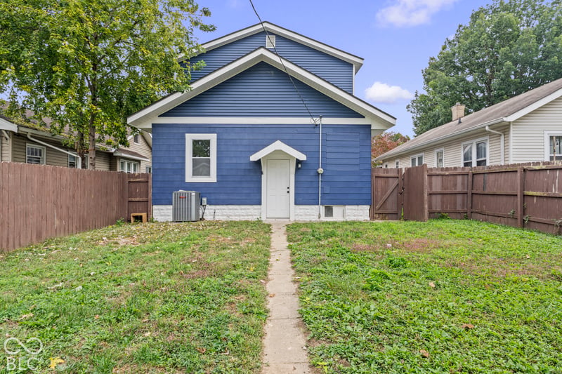 940 N Chester Avenue, Indianapolis, IN 46201 property photo 4