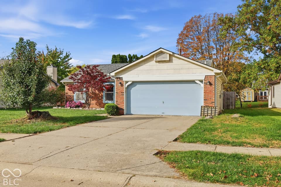 8220 Parsley Lane, Indianapolis, IN 46237, photo 1 of 23