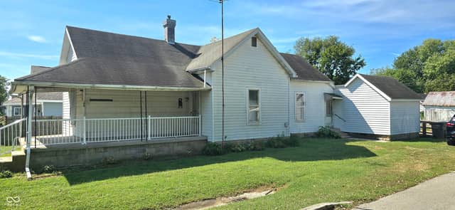 102 Jones St, Columbus, IN 47201, photo 5 of 21